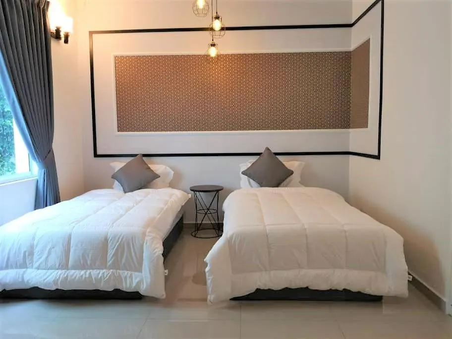 Shamrock Villa, Batu Ferringhi Tanjung Bungah  0*, Tanjung Bungah (Penang)