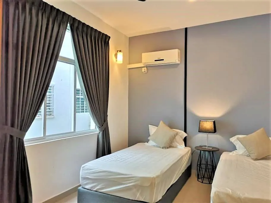 Shamrock Villa, Batu Ferringhi Tanjung Bungah  Villa